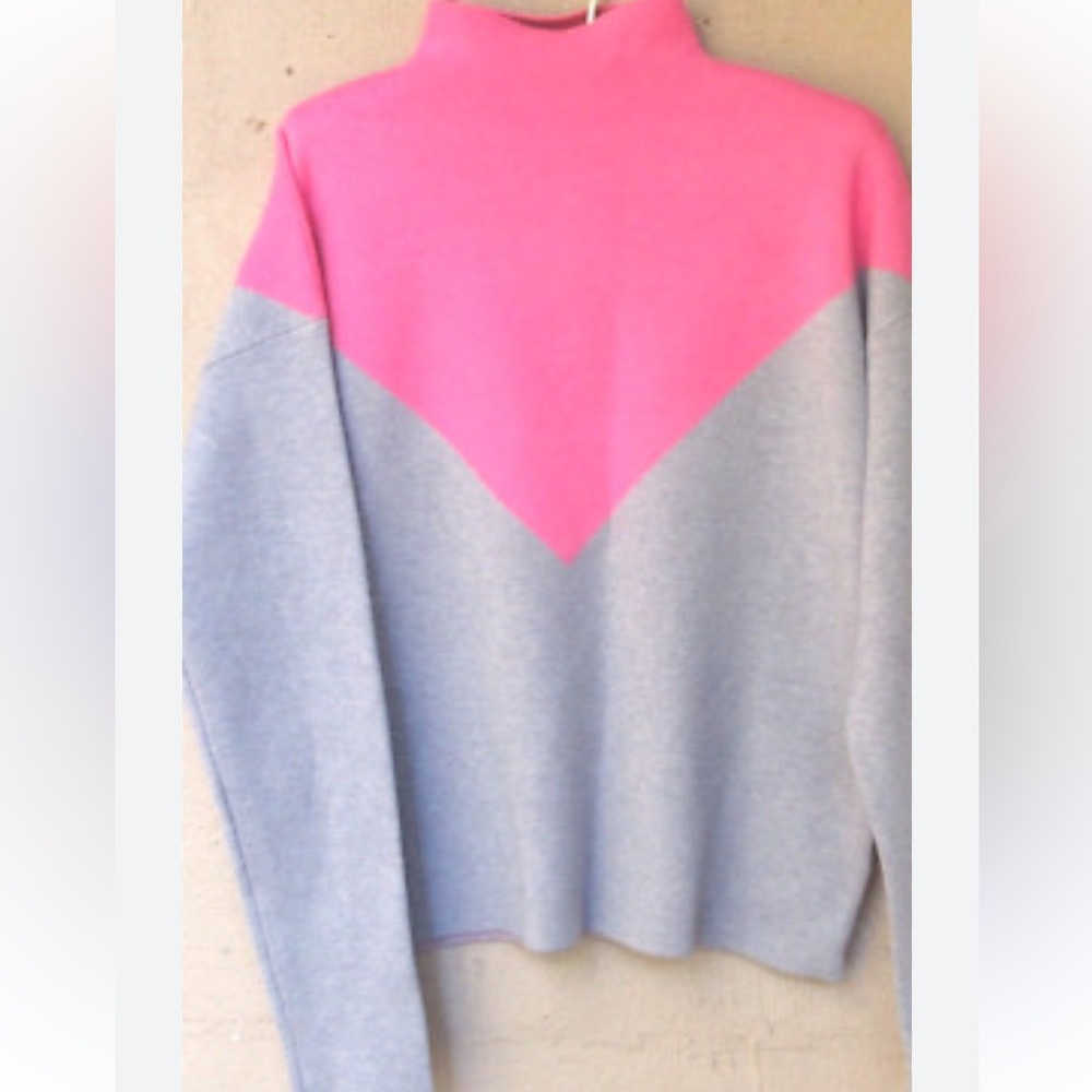 Cynthia Rowley Pink and Gray Cowl Neck Sweatersz sm NWOT
